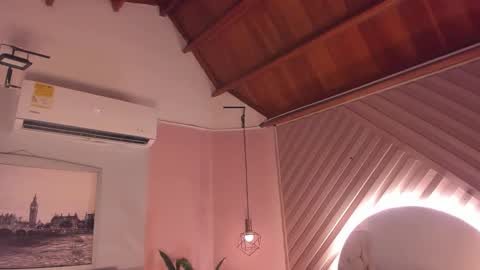 Snapshot of selene_tylor_ chatting on 10.14.25 Selene online show from 10.14.25