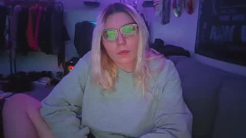 Selene online show from 12.28.24