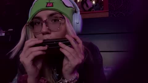 Selene online show from 02.15.25