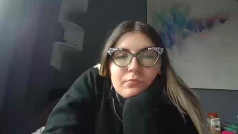 Selene online show from 10.13.25