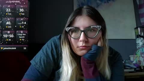 Selene online show from 10.20.25