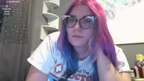 Selene online show from 11.11.25