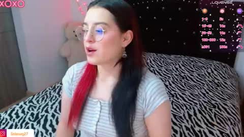 Selene G  online show from 09.14.25