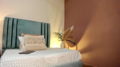 Snapshot of selenelujan chatting on 02.27.26 Selene Lujan online show from 02.27.26