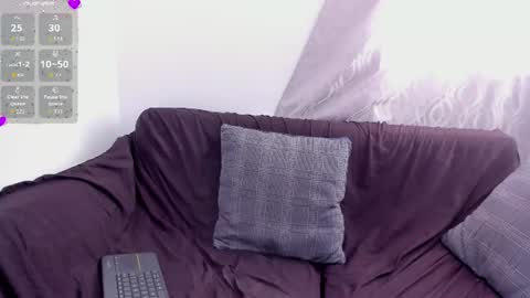 Snapshot of selenenoire chatting on 07.12.26 Selene Noire online show from 07.12.26