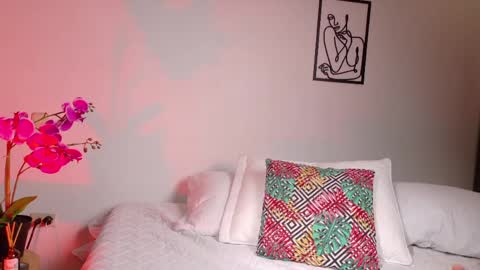 Selene Nova online show from 05.15.26