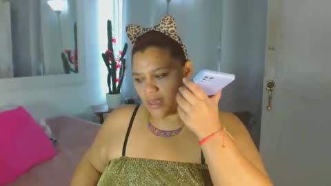 Selenna1 online show from 02.28.25