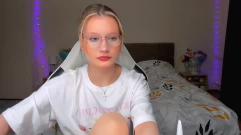 Simon and Alice online show from 09.23.25
