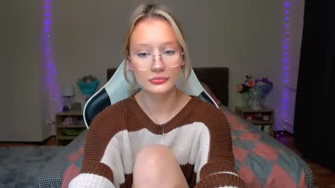 Simon and Alice online show from 10.08.25