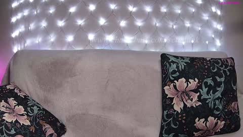 My name is Sella and im Bisexual online show from 12.09.24