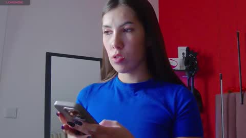 Nicole online show from 10.10.25