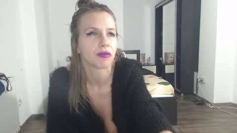sellena_angels online show from 01.17.25