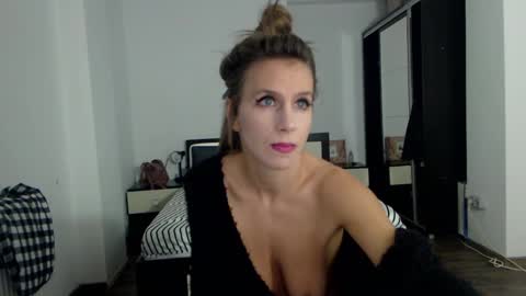 sellena_angels online show from 01.27.25
