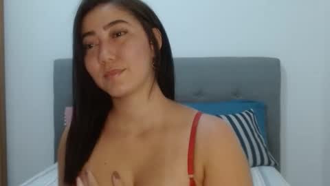 Snapshot of sellenastone chatting on 05.24.26 Sellena Stone online show from 05.24.26