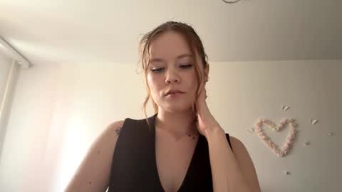 Lily online show from 06.27.26