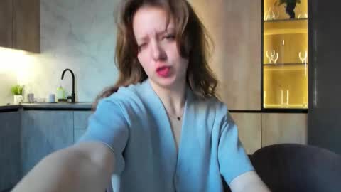 Ami online show from 10.18.25