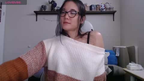 Snapshot of sen_and_sin chatting on 10.02.25 Sen online show from 10.02.25