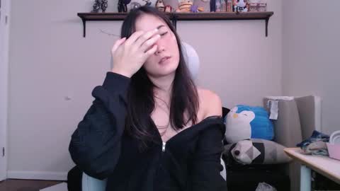 Snapshot of sen_and_sin chatting on 10.15.25 Sen online show from 10.15.25