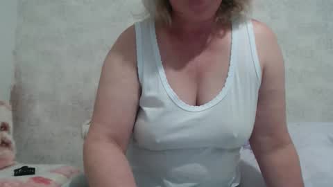 Snapshot of seniorita333 chatting on 04.04.26 Lenna online show from 04.04.26
