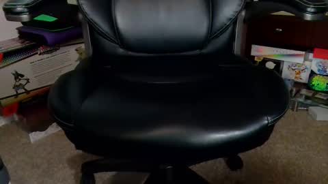 Snapshot of senorgrower chatting on 11.15.25 Mr. Watch Me Grow online show from 11.15.25