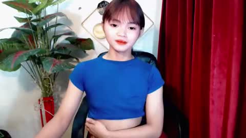 sensational_yeng online show from 11.26.25