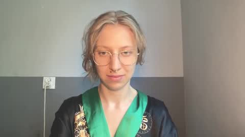 senseinner online show from 09.19.25