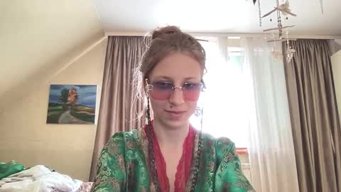 senseinner online show from 09.26.25