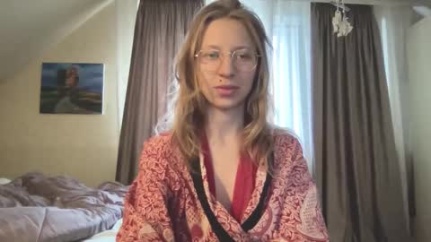 senseinner online show from 10.06.25