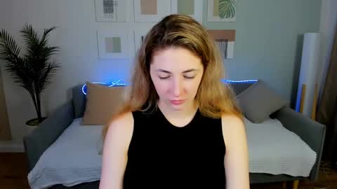 sensitiveheartt online show from 04.19.26