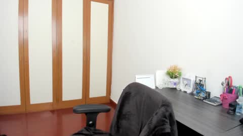 Snapshot of sensual__lady chatting on 12.06.24 Samantha - online show from 12.06.24