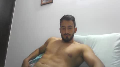 Snapshot of sensual_latiin chatting on 03.04.25 Andres M online show from 03.04.25