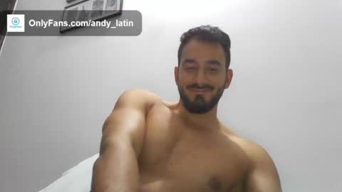 Snapshot of sensual_latiin chatting on 03.08.25 Andres M online show from 03.08.25