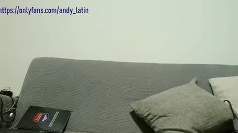 Snapshot of sensual_latiin chatting on 03.19.26 Andres M online show from 03.19.26