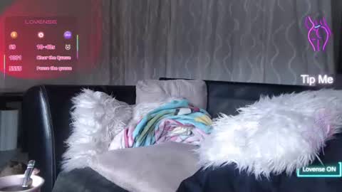 Snapshot of sensual_paradise_ chatting on 06.10.26 V online show from 06.10.26