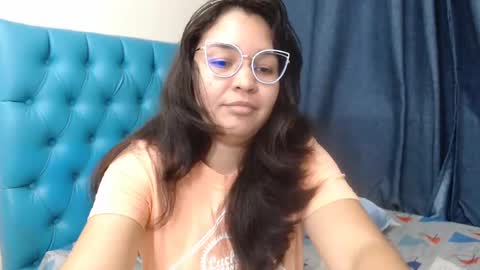 Vanessa online show from 12.08.24