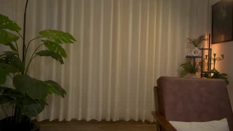 Maria- OF sensual bee online show from 12.02.24