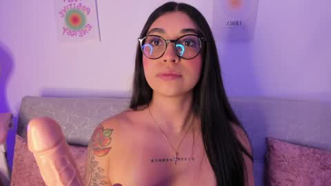 sensualhaven_ online show from 01.03.25