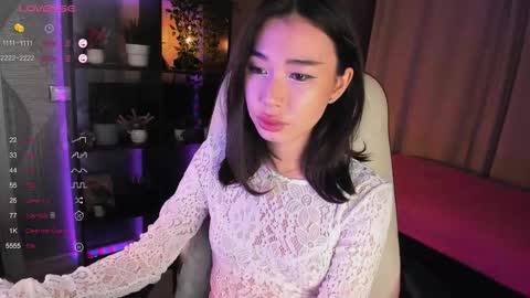 Snapshot of sensualily chatting on 09.14.25 Kiki online show from 09.14.25