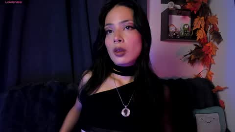 Snapshot of seraphine_hell chatting on 05.26.26 seraphine online show from 05.26.26