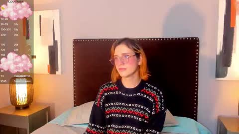 Snapshot of seraphine_star chatting on 02.01.26 Seraphine star online show from 02.01.26