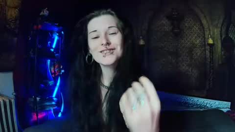 Seraphin Munster online show from 11.20.25