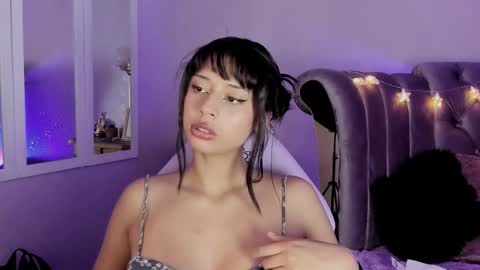 Snapshot of seren_bleck chatting on 10.09.25 Seren Follow me online show from 10.09.25