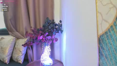 Snapshot of serena_foxxx chatting on 07.20.26 Serena online show from 07.20.26