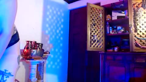 Snapshot of serena_xyz chatting on 11.03.25 Serena Xyz online show from 11.03.25