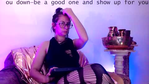 Serena Xyz online show from 11.25.25