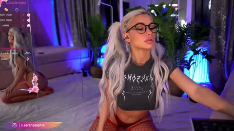 Serene Sophiex online show from 01.29.25