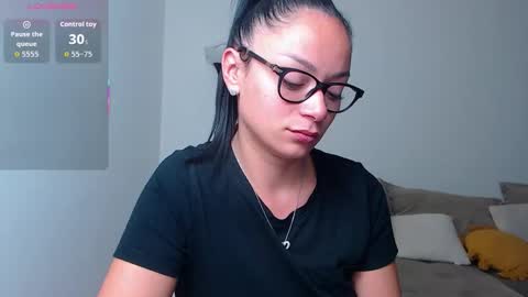 Snapshot of serenesophi chatting on 11.03.25 SereneSophi online show from 11.03.25