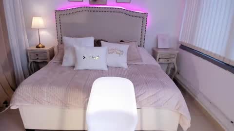 Snapshot of serenna_se chatting on 03.04.25 Serenna Cruz online show from 03.04.25