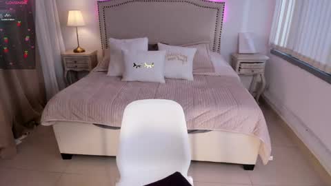 Snapshot of serenna_se chatting on 03.05.25 Serenna Cruz online show from 03.05.25