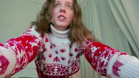 Snapshot of sereta_fin chatting on 12.13.24 Hey Guys and Girls non-binary personalities Im Sereta online show from 12.13.24